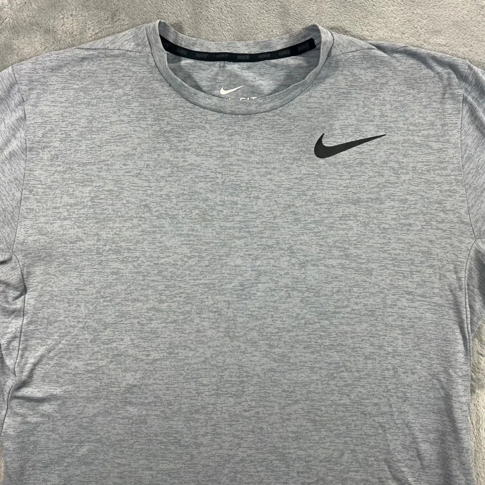 NIKE‎ Dri-FIT Shirt Mens Large Grey Heathered Training Tee 848887-065